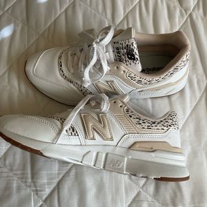 New balance, white with cheetah trim